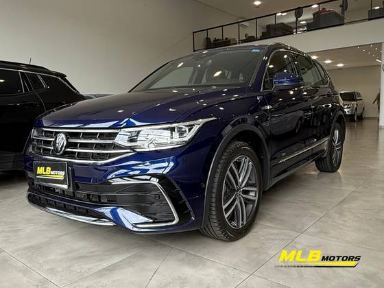 VOLKSWAGEN TIGUAN 2.0 300 TSI GASOLINA ALLSPACE R-LINE AUTOMÁTICO VOLKSWAGEN TIGUAN 2.0 300 TSI GASOLINA ALLSPACE R-LINE AUTOMÁTICO